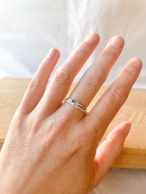Summer duo: stack met ring driehoek mini en ring geboortesteen klein - Afbeelding 3