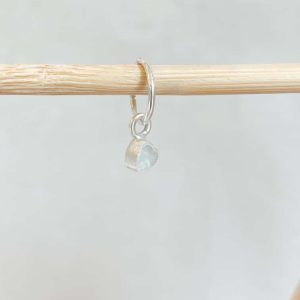 Hanger oorring klein hartje moedermelk