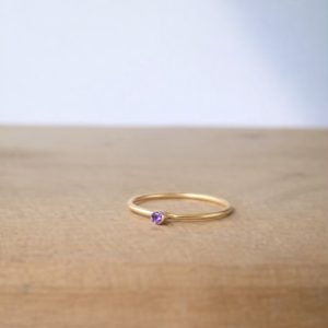 Extra fijn massief goud  ✨ ring geboortesteen klein